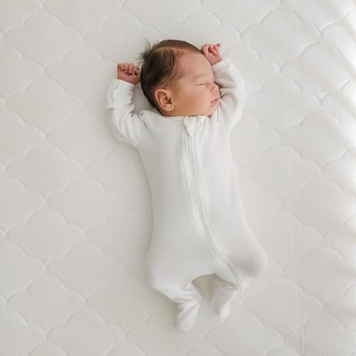 Newton Baby Crib Mattress and Toddler Bed - 100% Breathable Proven to Reduce Suffocation Risk, 100% Washable, 2-Stage, Non-Toxic Better Than Organic, Removable Cover - Deluxe 5.5" Thick- White