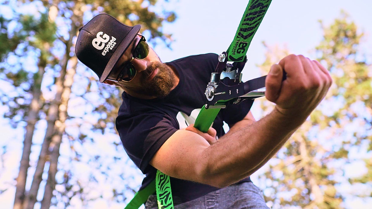 EG Exposed Gear Slackline Kit with Tree Protectors, High Grade Ratchet + Cover, Set Up Instruction Booklet and Carry Bag | Classic 60 ft Slack Line Set | Perfect Slackline for Kids and Adults