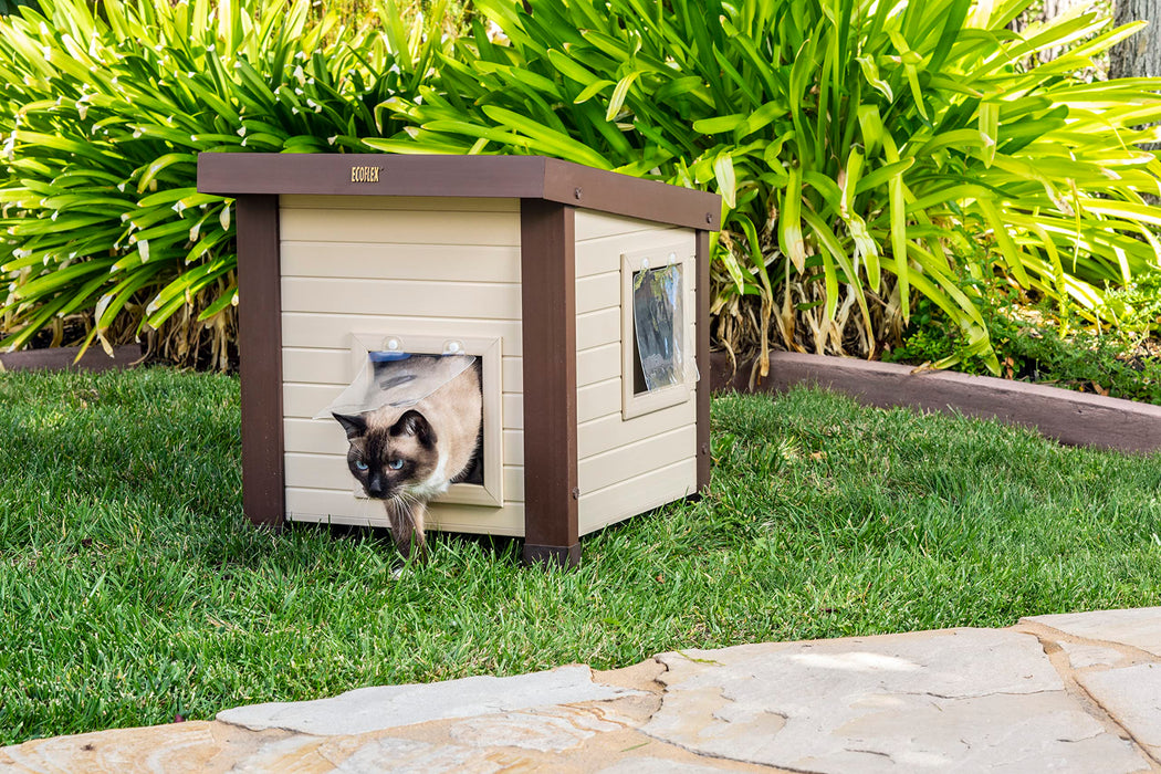 New Age Pet® ECOFLEX® Albany Outdoor Feral Cat House for Multiple Cats with Quick & Easy Assembly, 2 Vinyl Door Flaps Included, Moisture and Odor Resistant